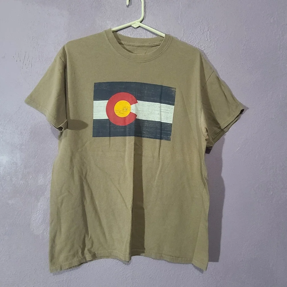 Unbranded Colorado Wood State Flag T-Shirt Men Large Tan Distressed Graphic Tee
